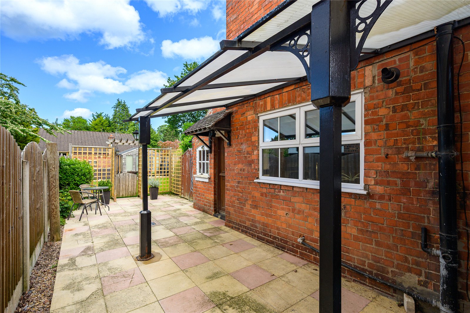 Wrekin Road, Wellington, Telford, TF1 - DB Roberts