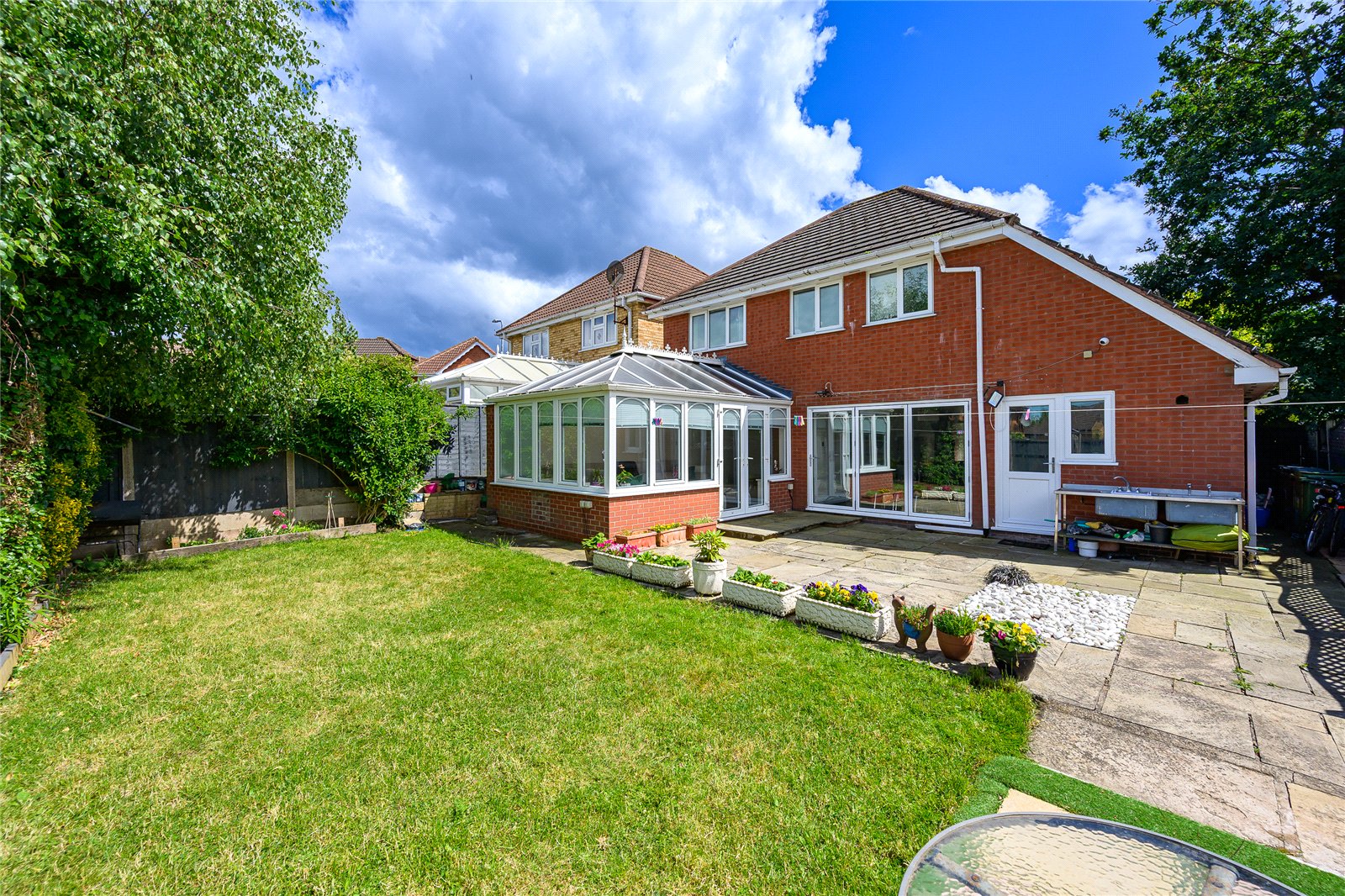 Darley Drive, Dunstall Park, Wolverhampton, WV6 - DB Roberts