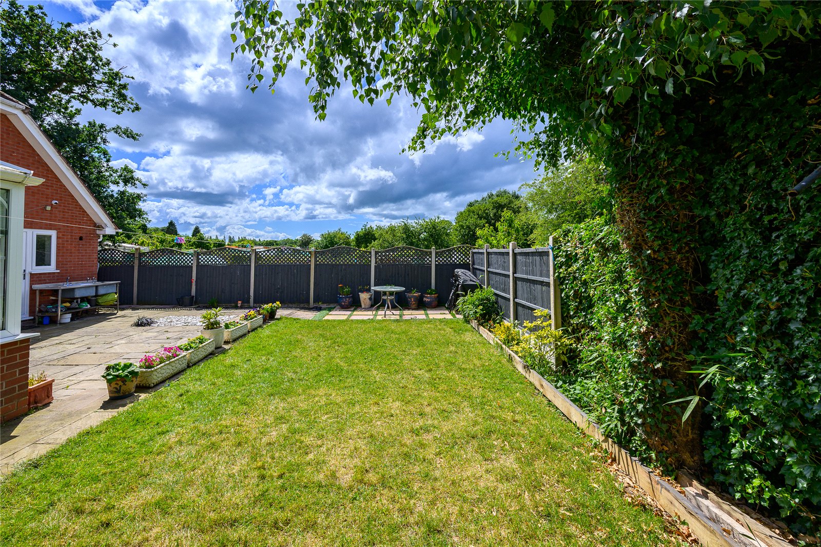 Darley Drive, Dunstall Park, Wolverhampton, WV6 - DB Roberts
