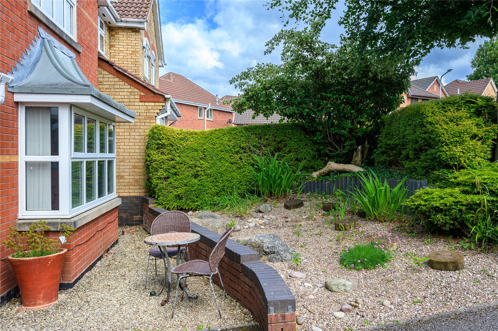 Darley Drive, Dunstall Park, Wolverhampton, WV6 - DB Roberts