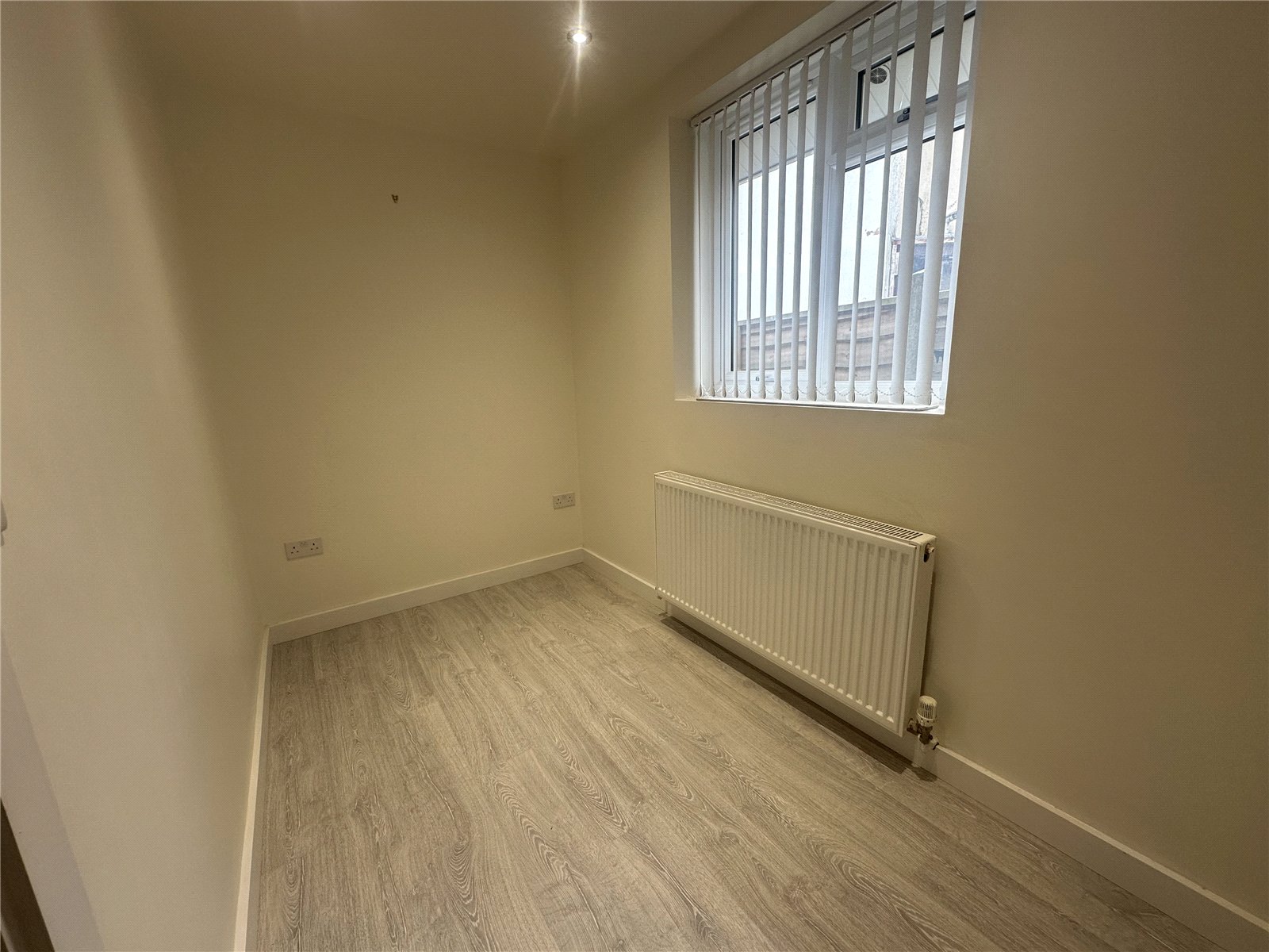 Dunstall Road, Dunstall, Wolverhampton, WV6 - DB Roberts