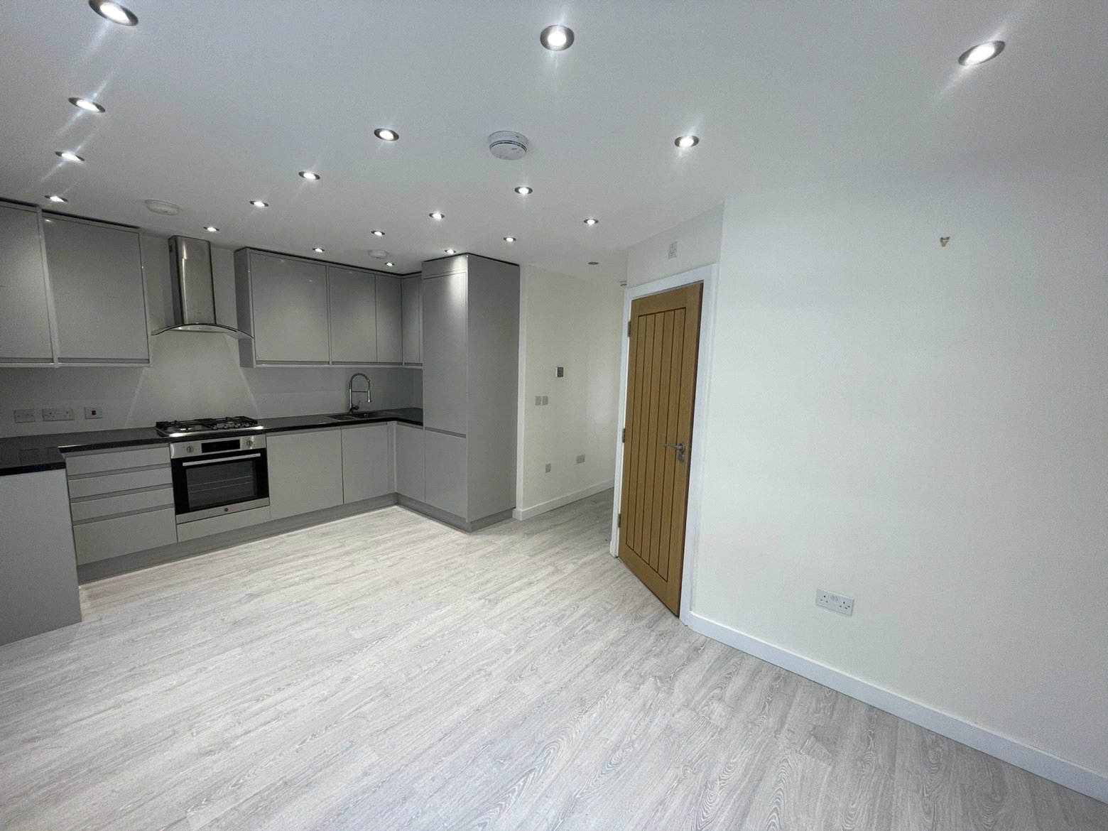 Dunstall Road, Dunstall, Wolverhampton, WV6 - DB Roberts