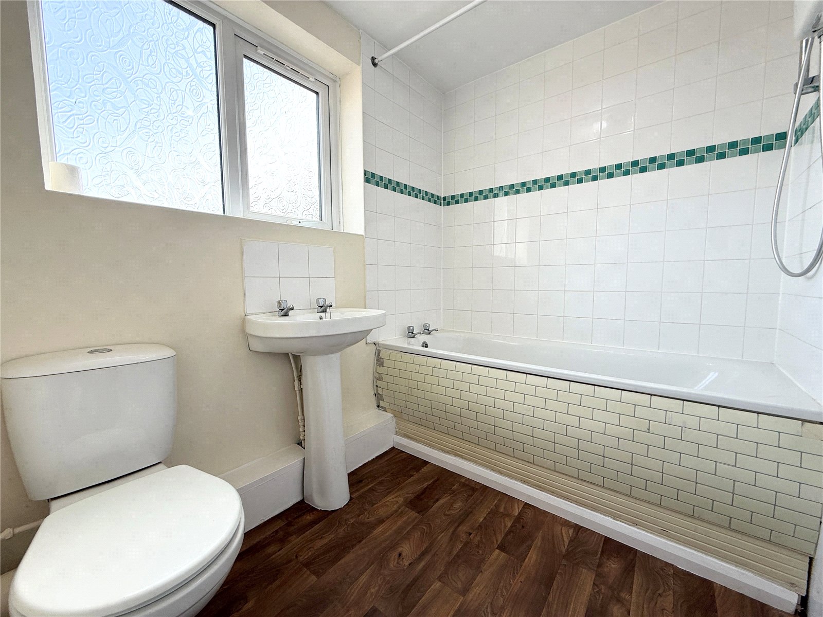 Fieldhead Place, Tettenhall, Wolverhampton, WV6 - DB Roberts
