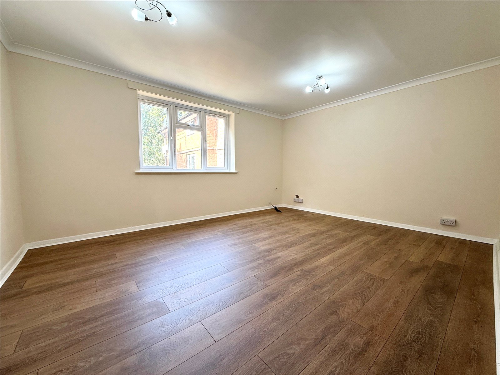 Fieldhead Place, Tettenhall, Wolverhampton, WV6 - DB Roberts