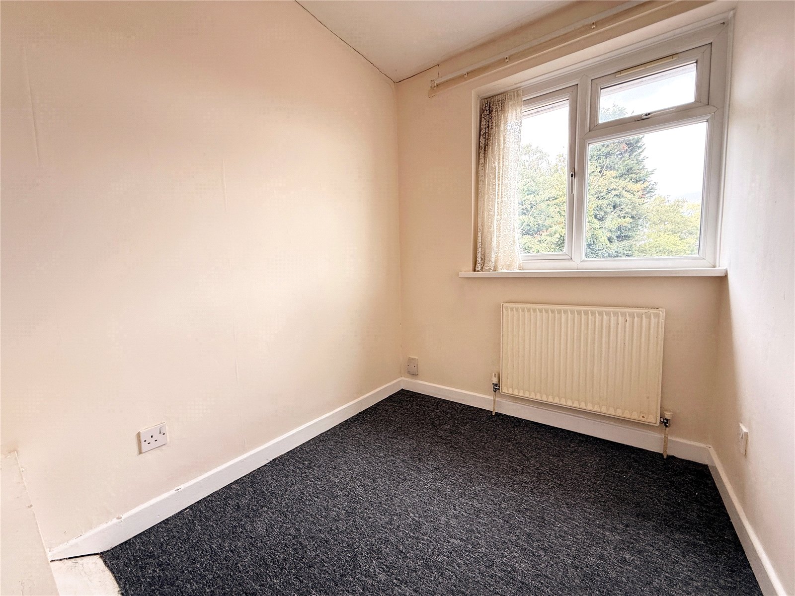 Lewthorn Rise, Blakenhall, Wolverhampton, WV4 - DB Roberts