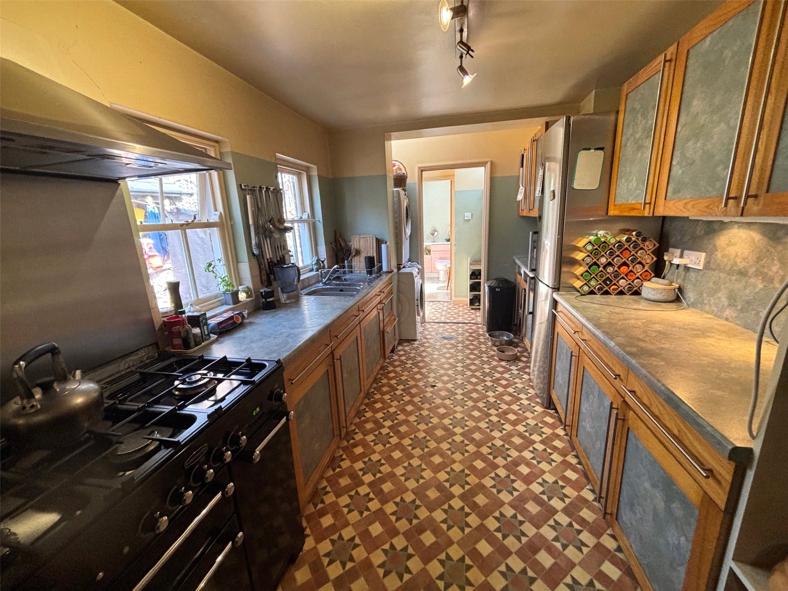 Stafford Road, Oakengates, Telford, TF2 - DB Roberts