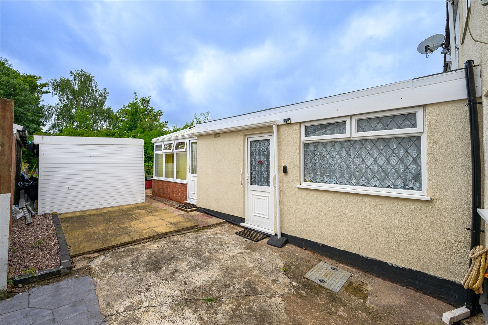 Three Tuns Lane, Oxley, Wolverhampton, WV10 - DB Roberts
