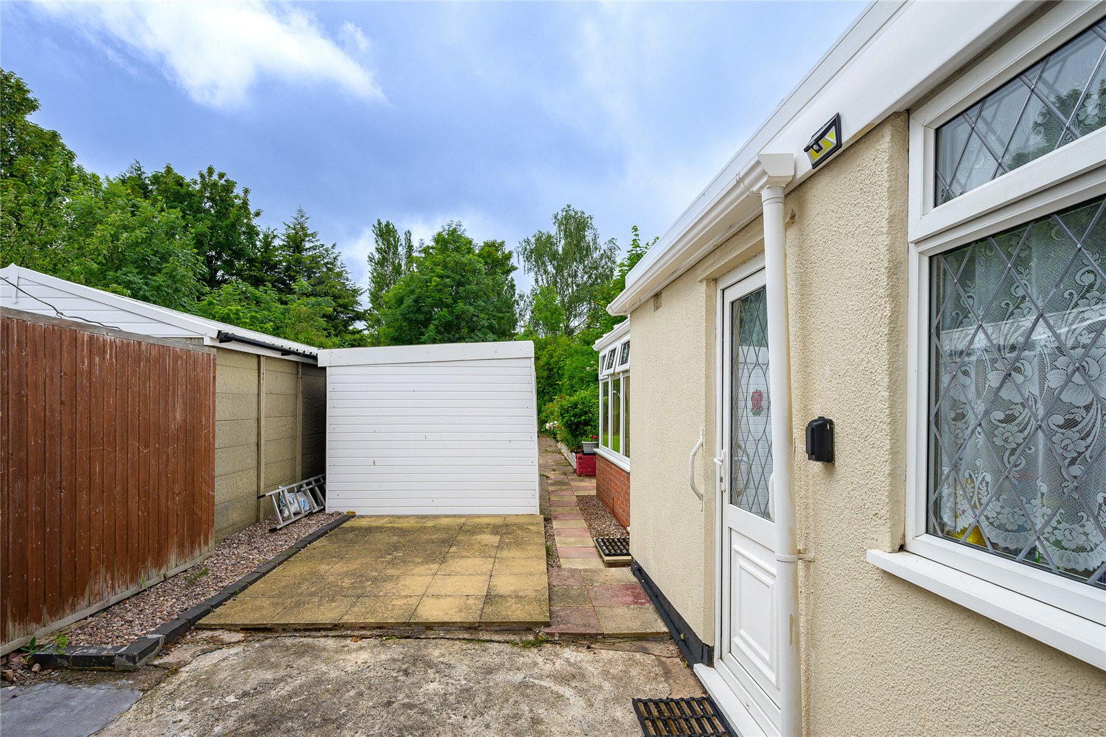 Three Tuns Lane, Oxley, Wolverhampton, WV10 - DB Roberts