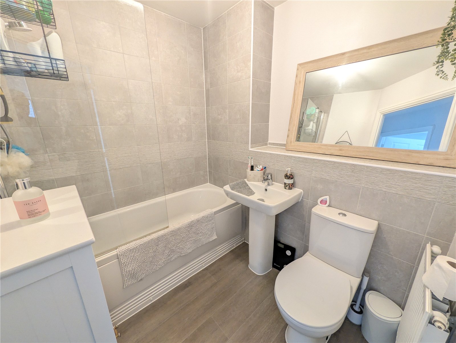 Parkside Crescent, Ketley, Telford, TF1 - DB Roberts