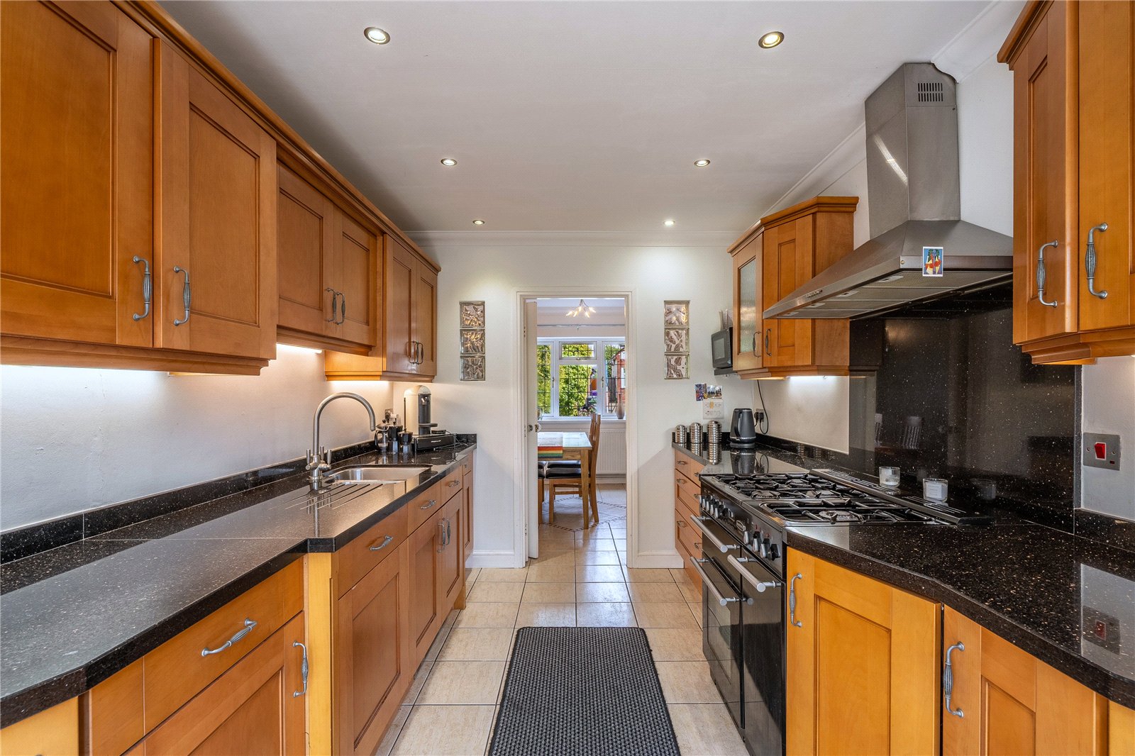 Highlands Road, Finchfield, Wolverhampton, WV3 - DB Roberts