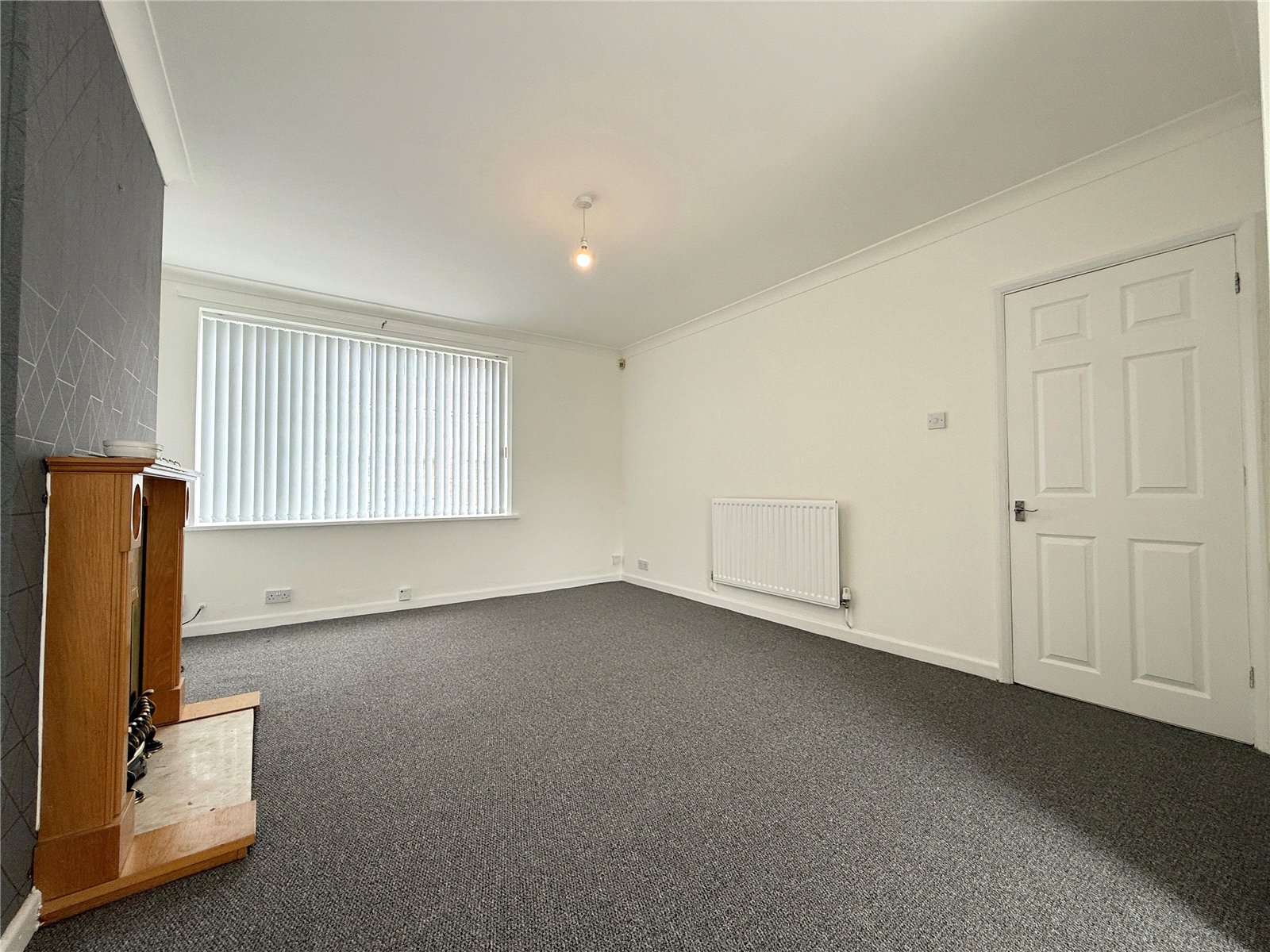 Farmbrook Avenue, Fordhouses, Wolverhampton, WV10 - DB Roberts