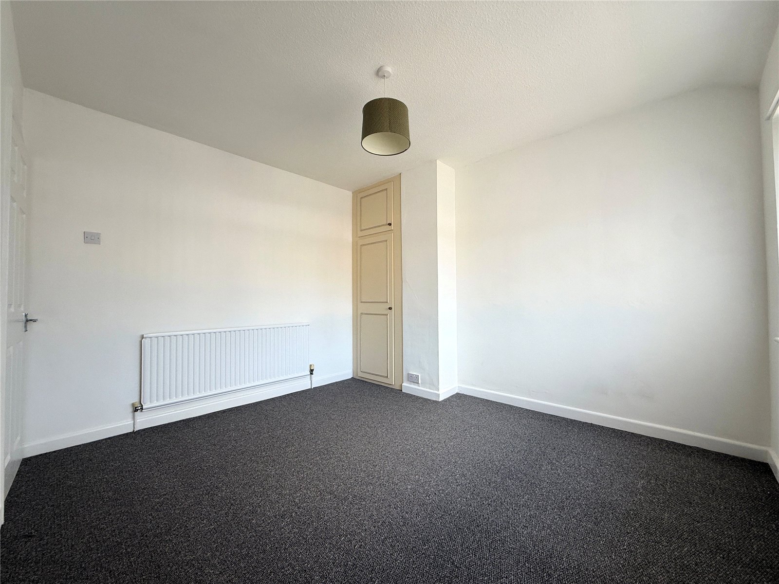 Farmbrook Avenue, Fordhouses, Wolverhampton, WV10 - DB Roberts