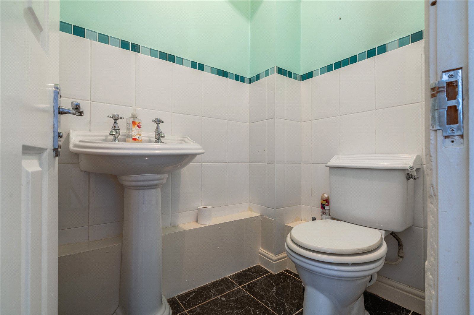 Tadorna Drive, Stirchley, Telford, TF3 - DB Roberts