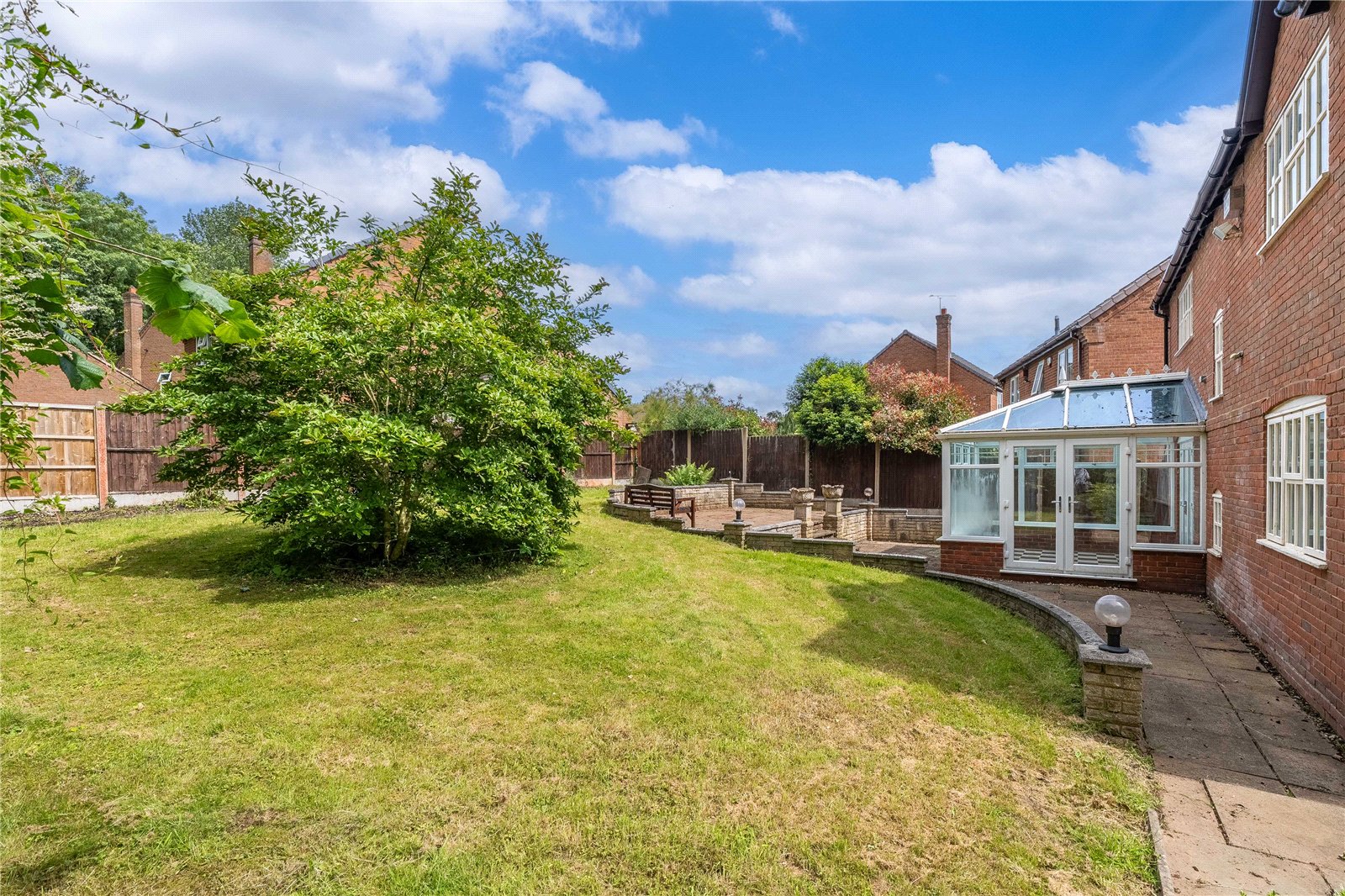 Tadorna Drive, Stirchley, Telford, TF3 - DB Roberts