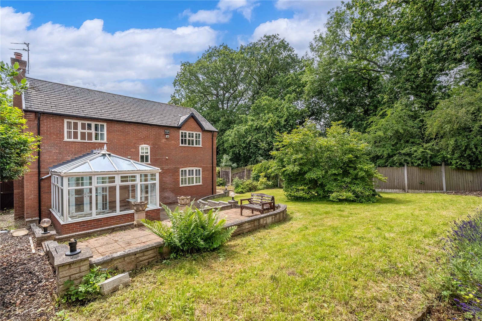 Tadorna Drive, Stirchley, Telford, TF3 - DB Roberts