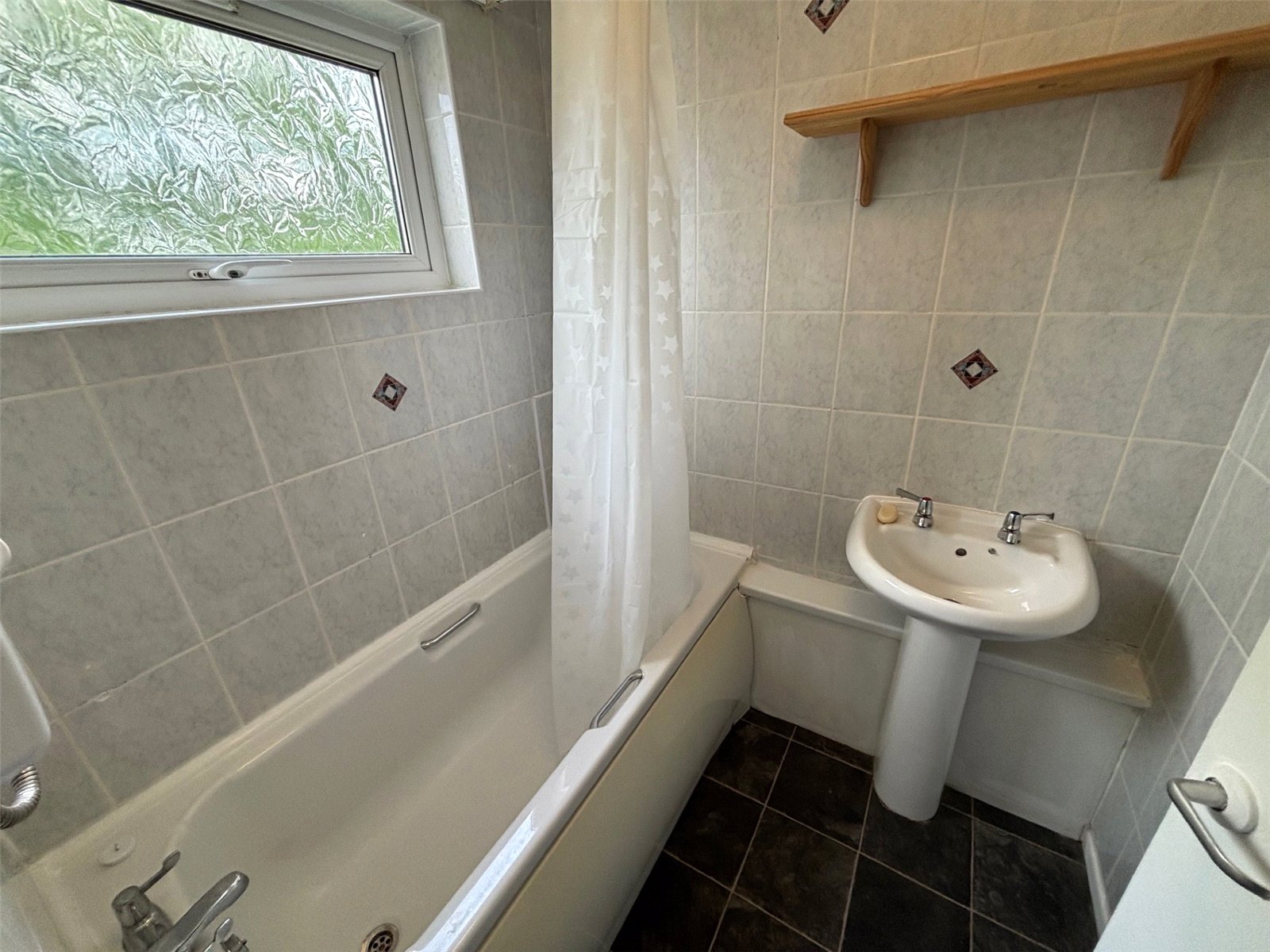 Waltondale, Telford, Shropshire, TF7 - DB Roberts