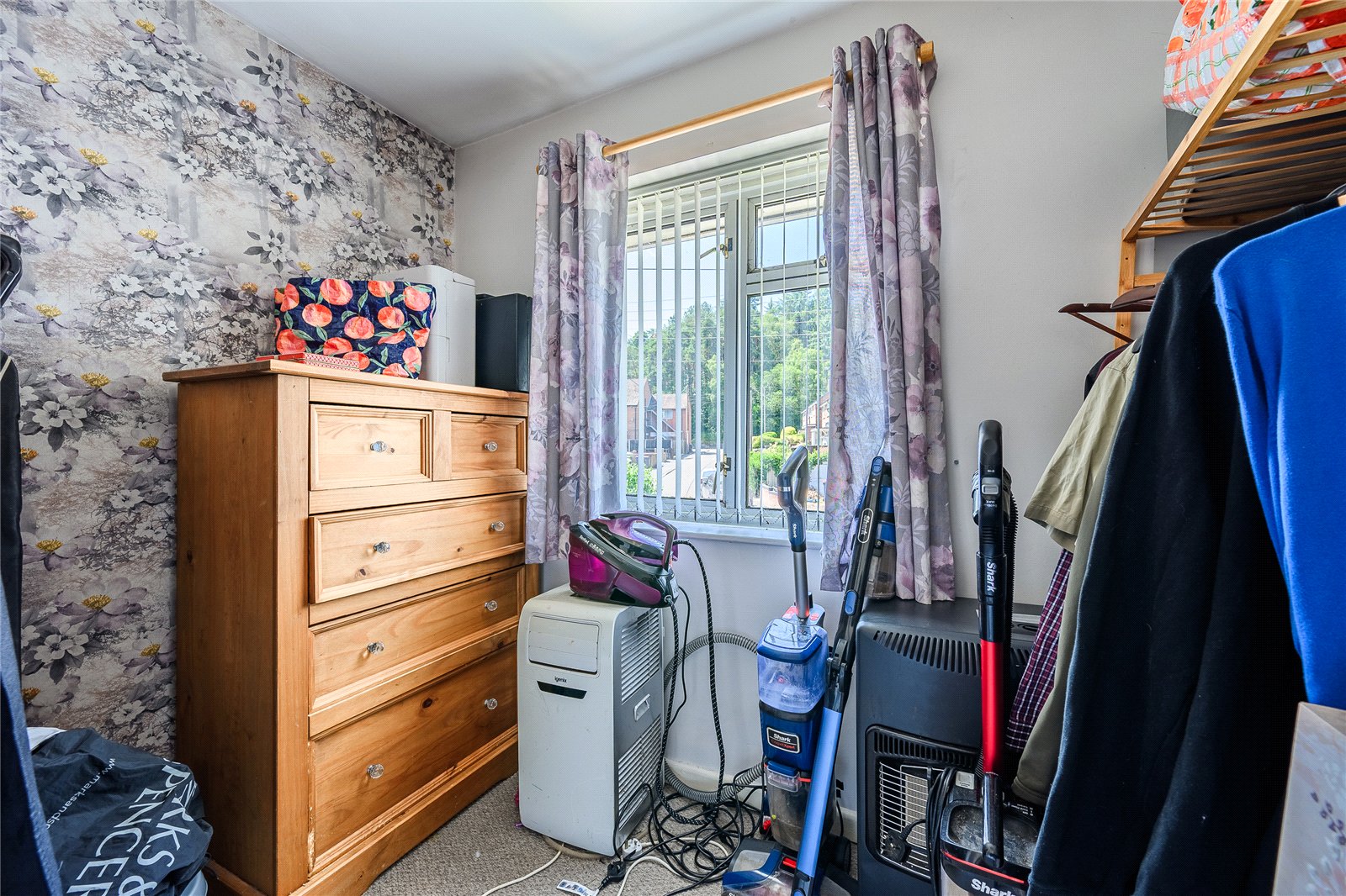 Manor Gardens, Dawley, Telford, TF4 - DB Roberts