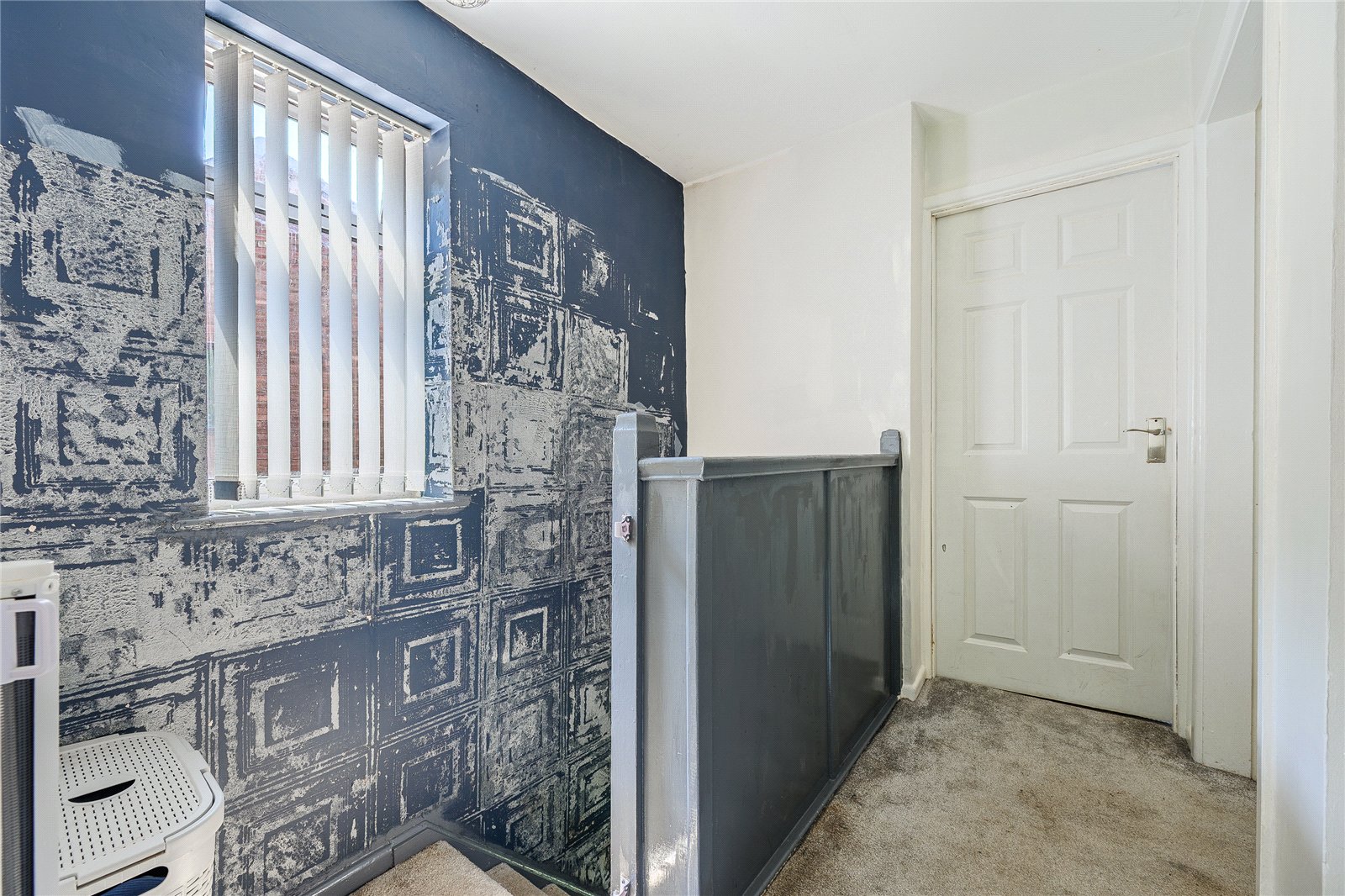 Manor Gardens, Dawley, Telford, TF4 - DB Roberts