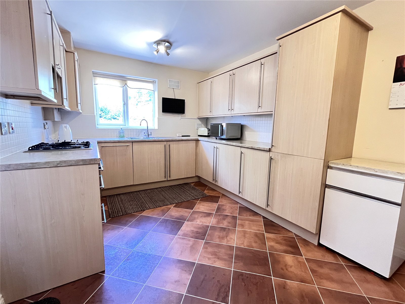 Erdington Close, Shawbury, Shrewsbury, SY4 - DB Roberts