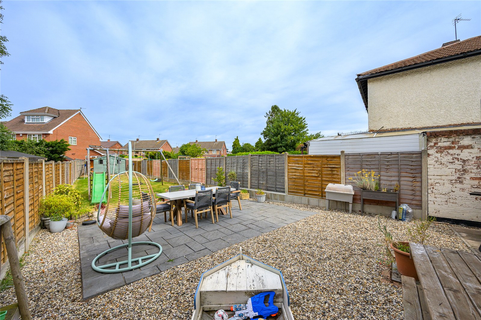 Ellards Drive, Wednesfield, Wolverhampton, WV11 - DB Roberts