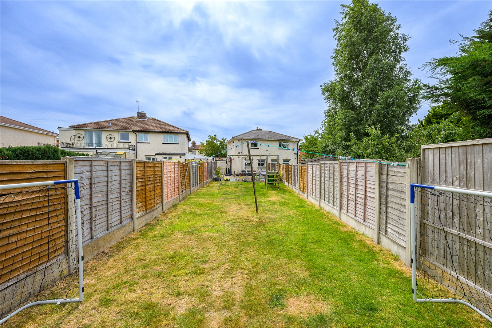 Ellards Drive, Wednesfield, Wolverhampton, WV11 - DB Roberts