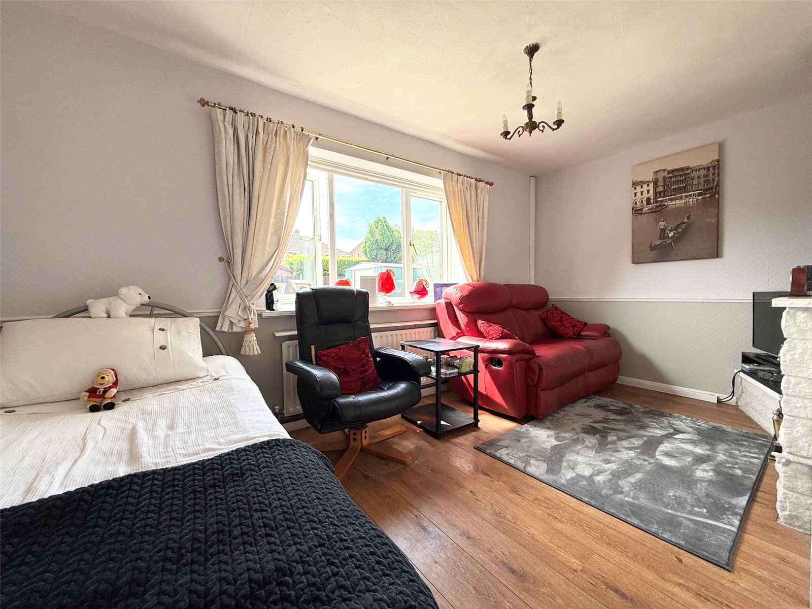 Bevan Avenue, Lanesfield, Wolverhampton, WV4 - DB Roberts