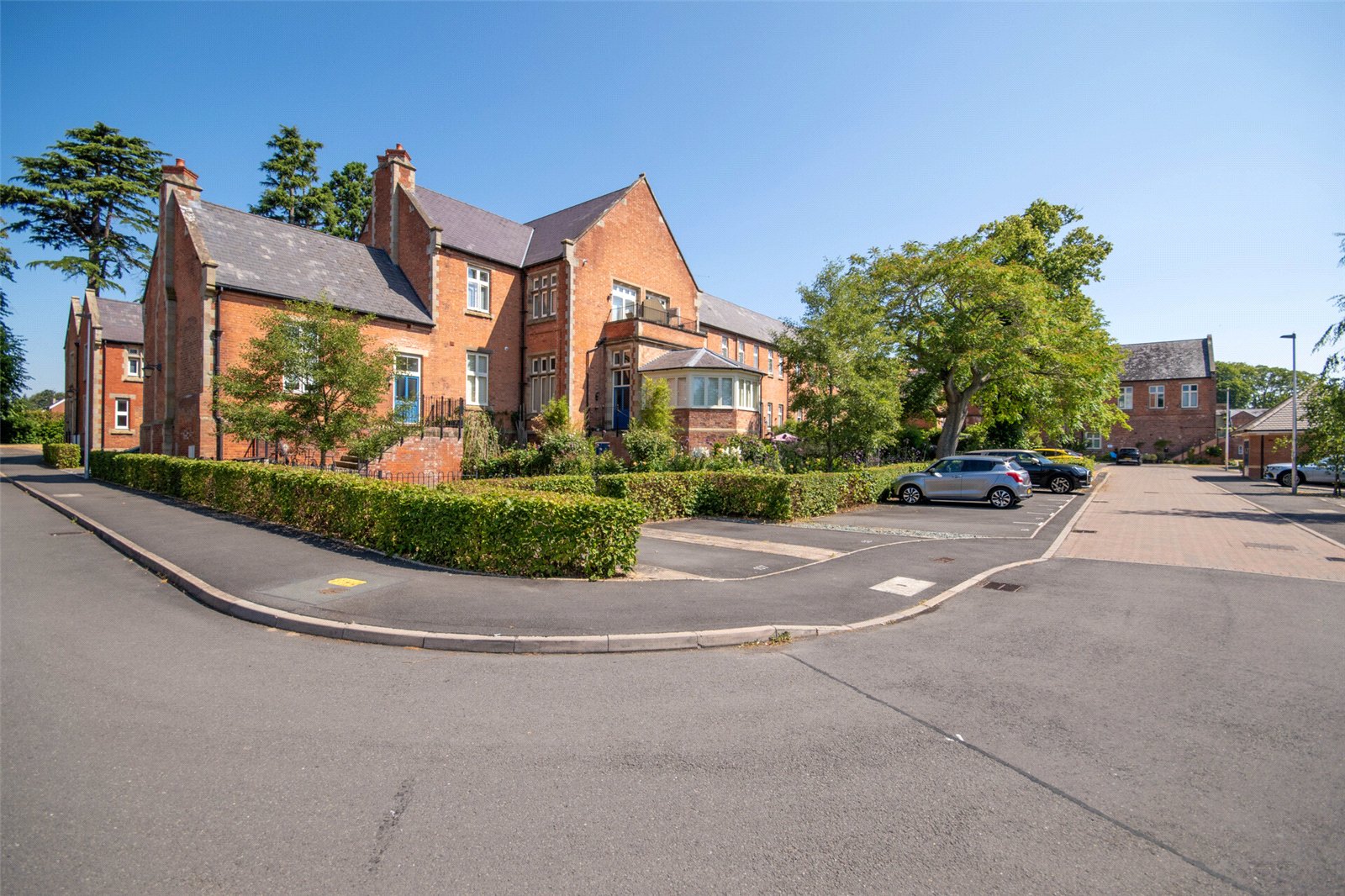 Leighton Park, Bicton Heath, Shrewsbury, SY3 - DB Roberts
