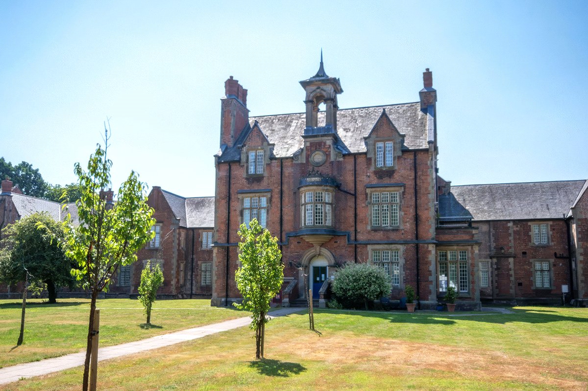 Leighton Park, Bicton Heath, Shrewsbury, SY3 - DB Roberts