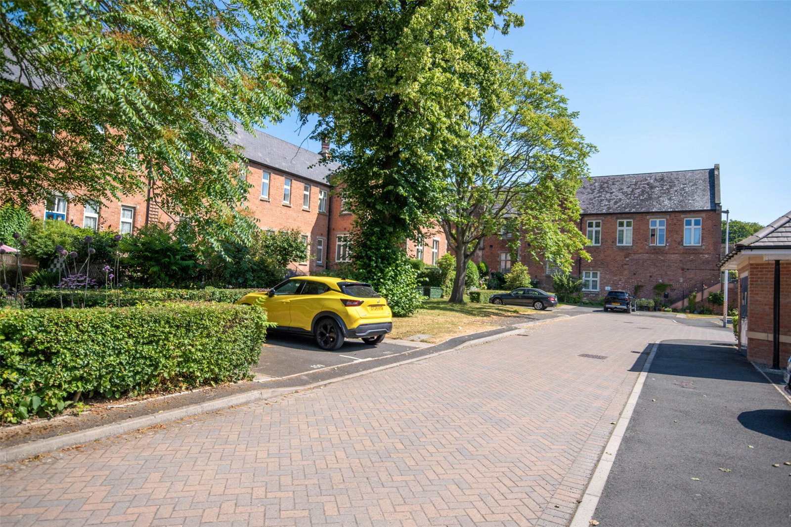 Leighton Park, Bicton Heath, Shrewsbury, SY3 - DB Roberts