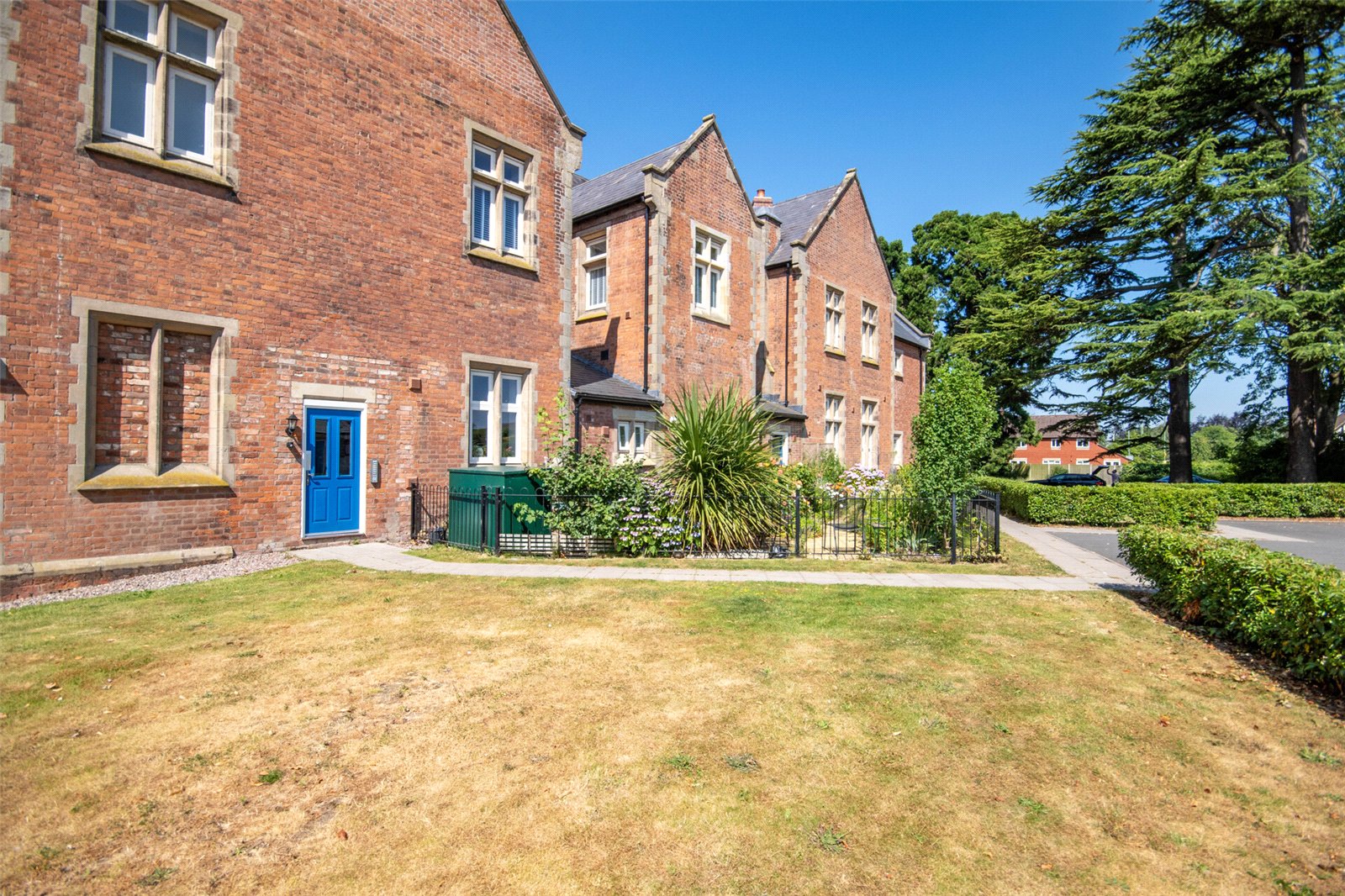Leighton Park, Bicton Heath, Shrewsbury, SY3 - DB Roberts