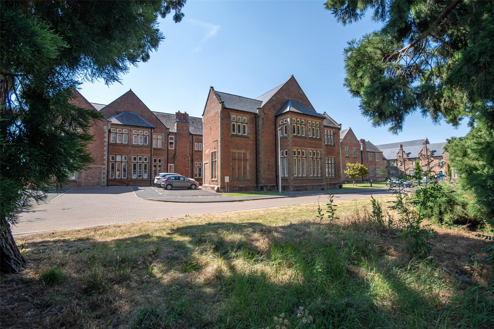 Leighton Park, Bicton Heath, Shrewsbury, SY3 - DB Roberts