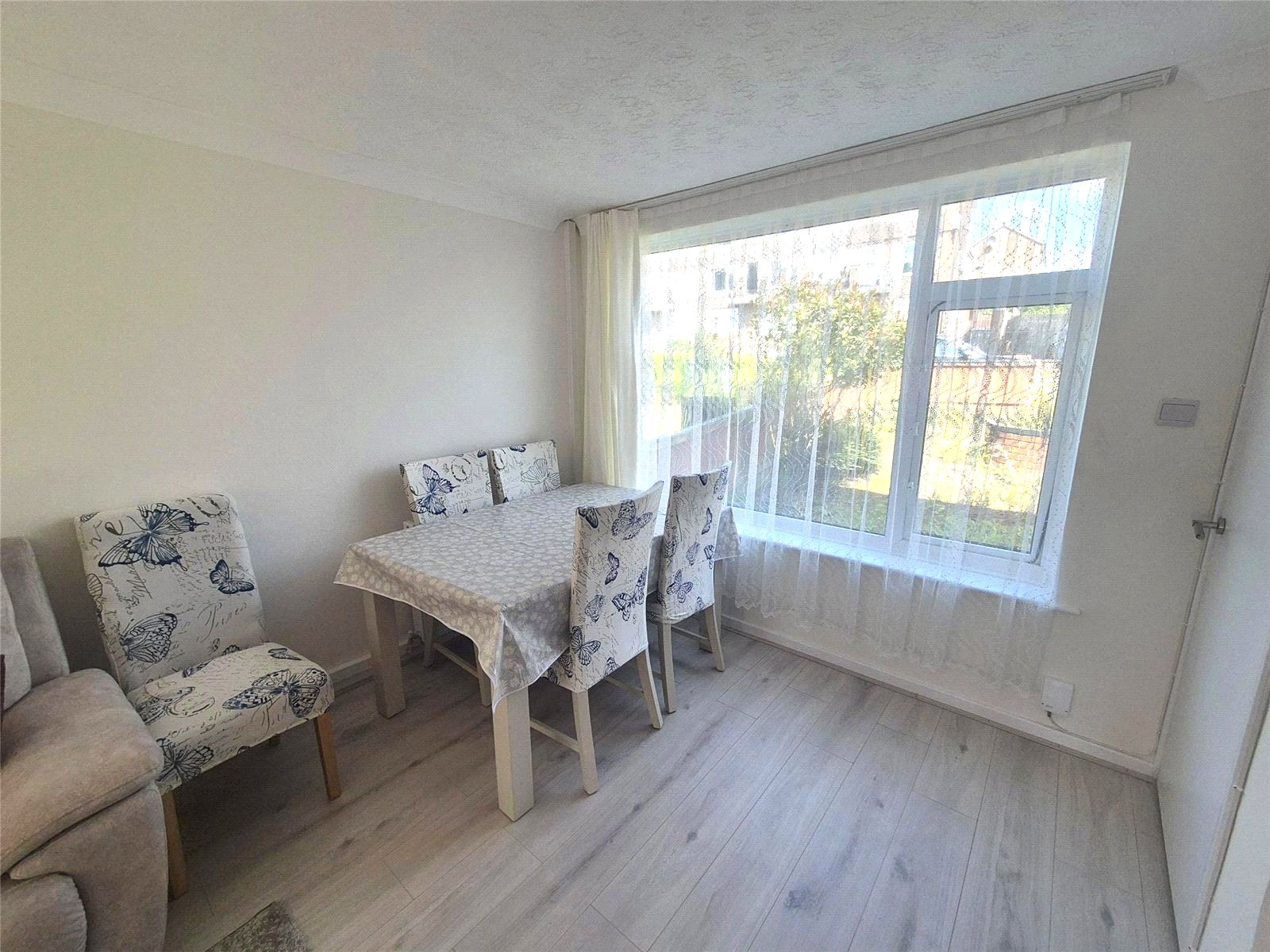 Chesterfield Road, Dawley, Telford, TF4 - DB Roberts