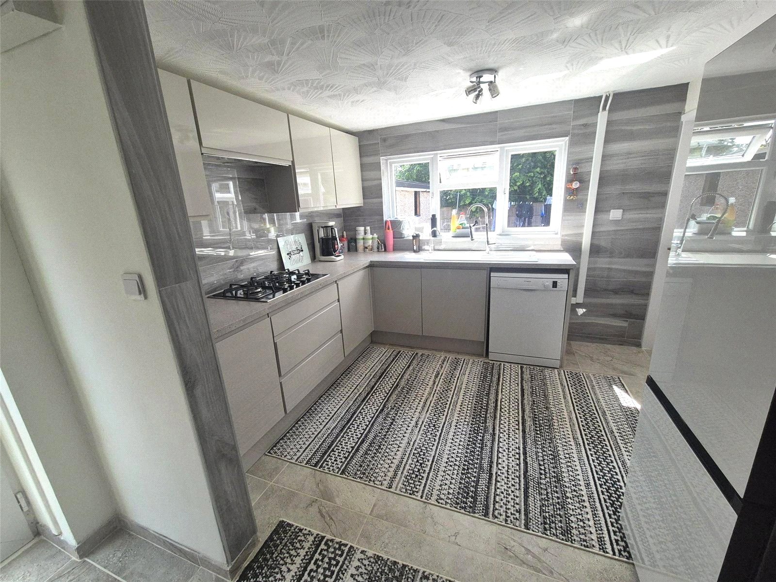 Chesterfield Road, Dawley, Telford, TF4 - DB Roberts