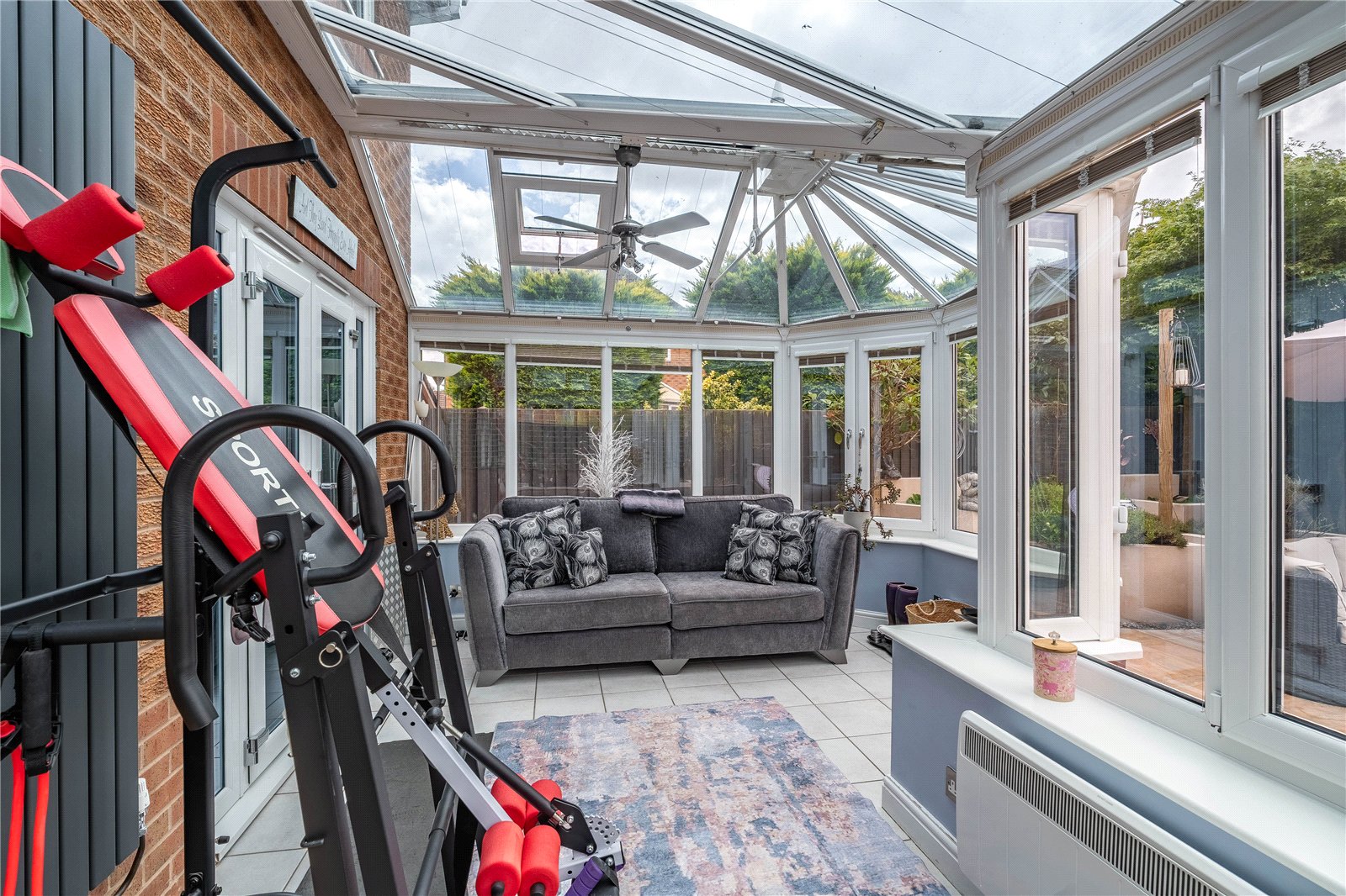 Chilcombe Drive, Priorslee, Telford, TF2 - DB Roberts