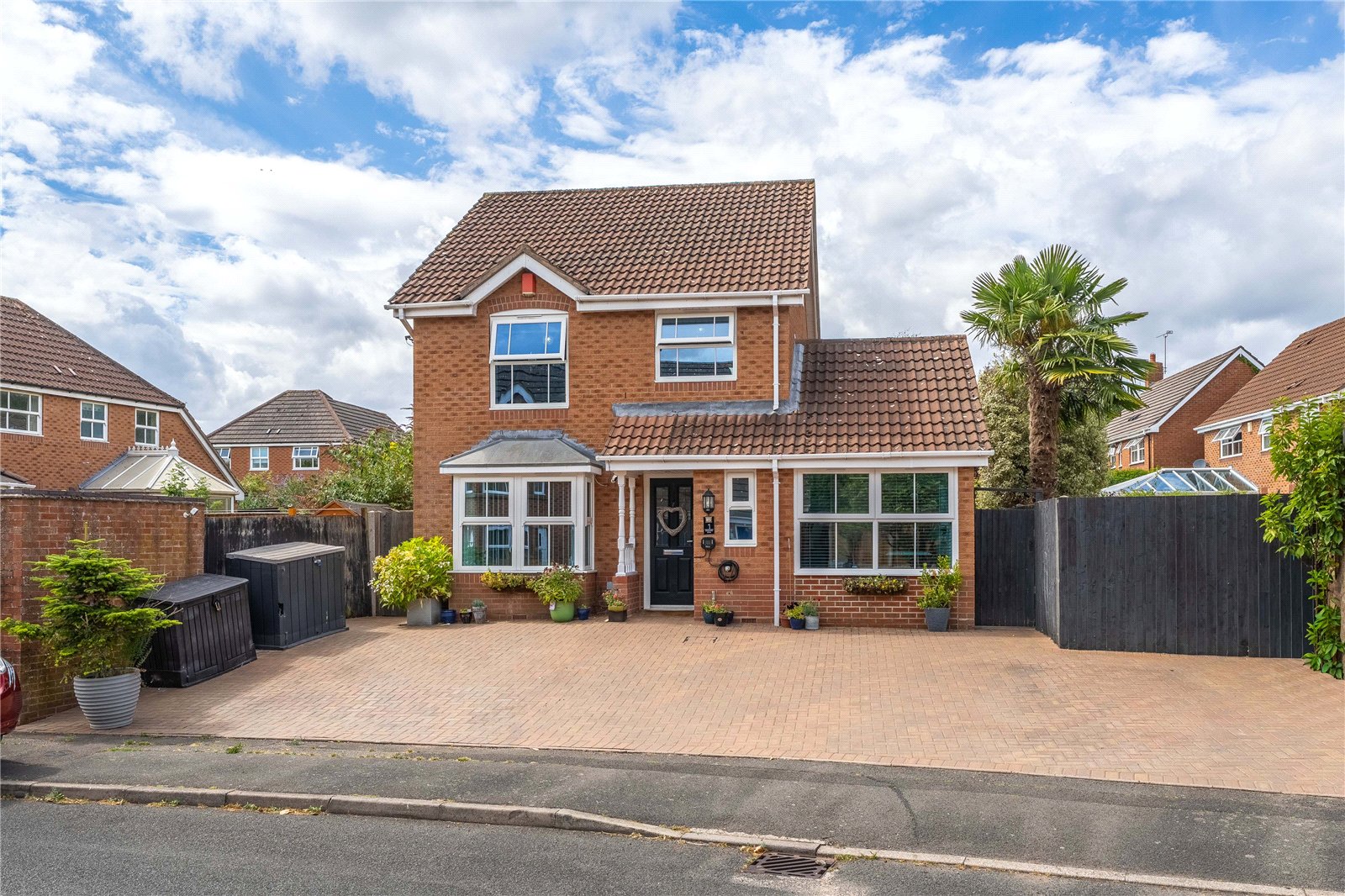 Chilcombe Drive, Priorslee, Telford, TF2 - DB Roberts