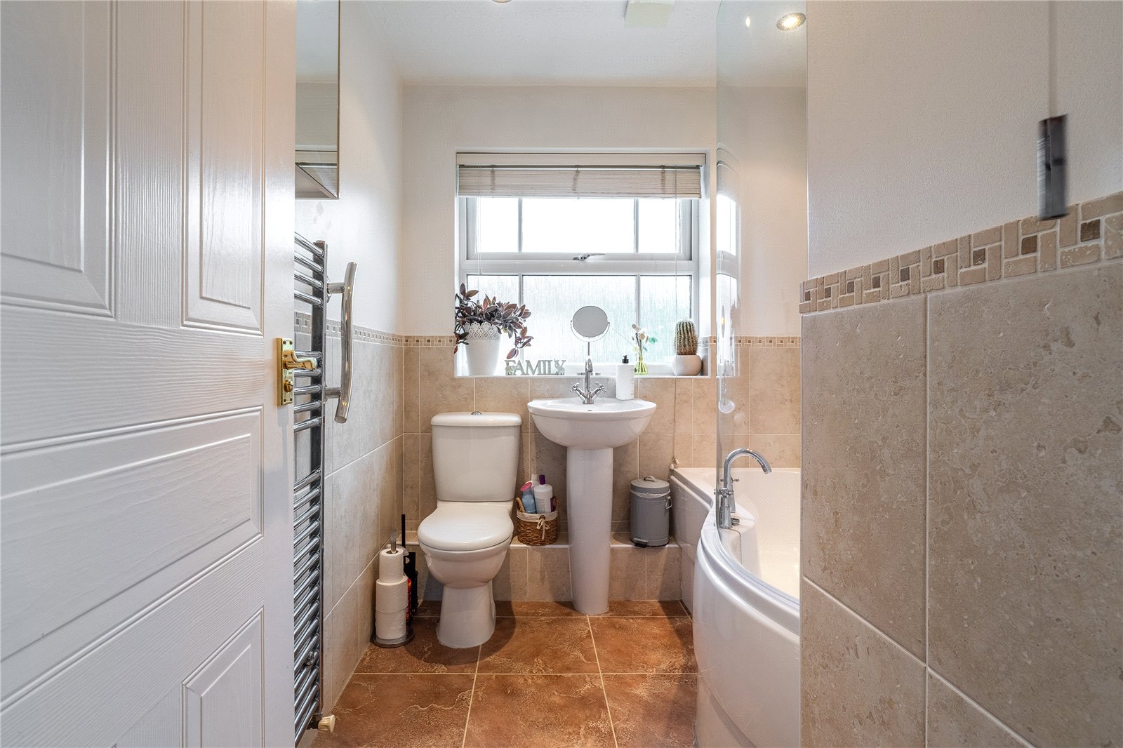 Chilcombe Drive, Priorslee, Telford, TF2 - DB Roberts