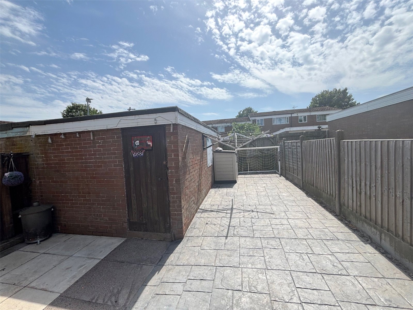 Burford, Brookside, Telford, TF3 - DB Roberts