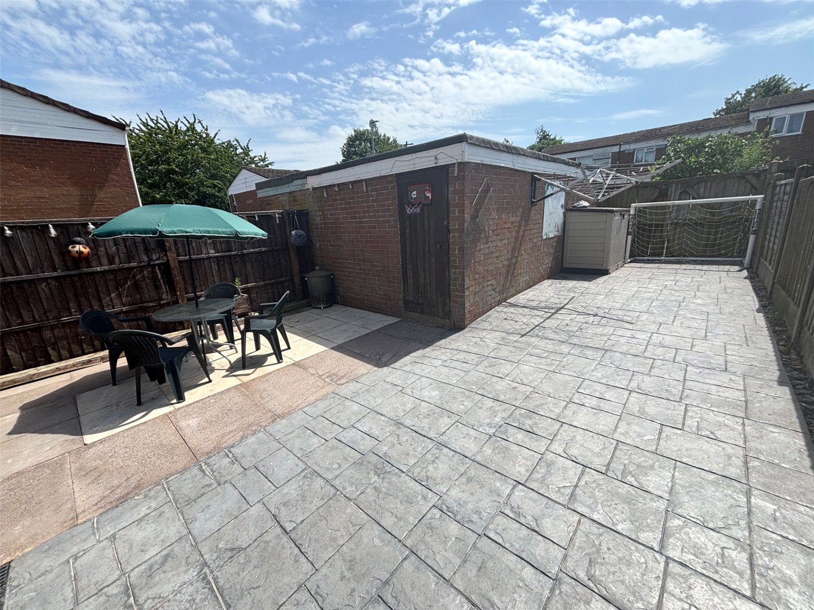 Burford, Brookside, Telford, TF3 - DB Roberts