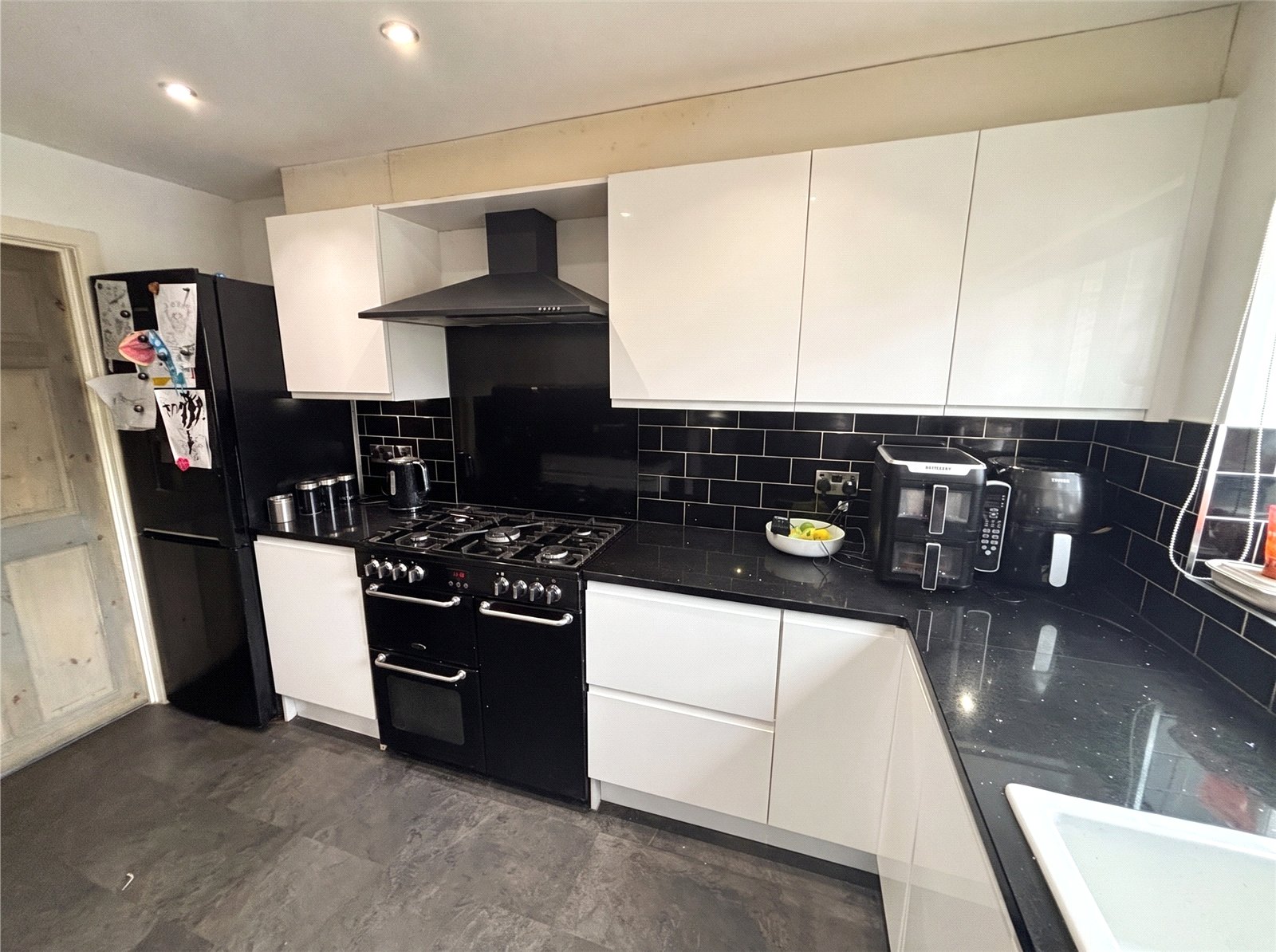 Burford, Brookside, Telford, TF3 - DB Roberts