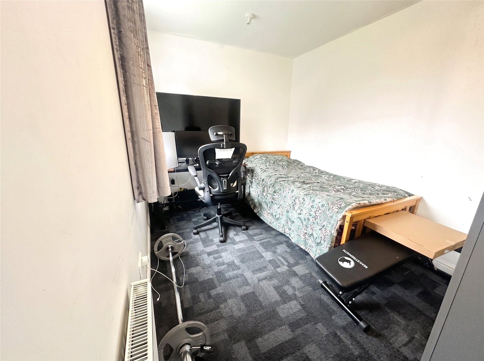 Rakegate Close, Wolverhampton, West Midlands, WV10 - DB Roberts