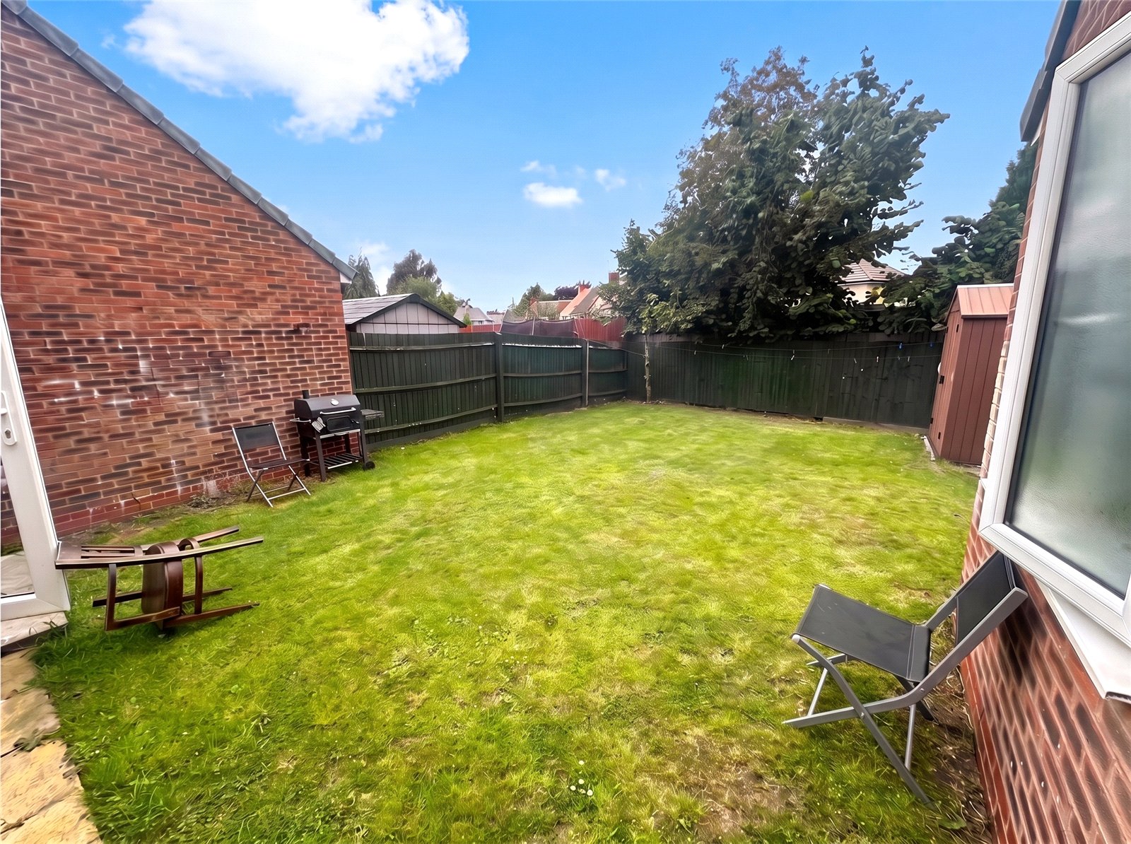 Rakegate Close, Wolverhampton, West Midlands, WV10 - DB Roberts