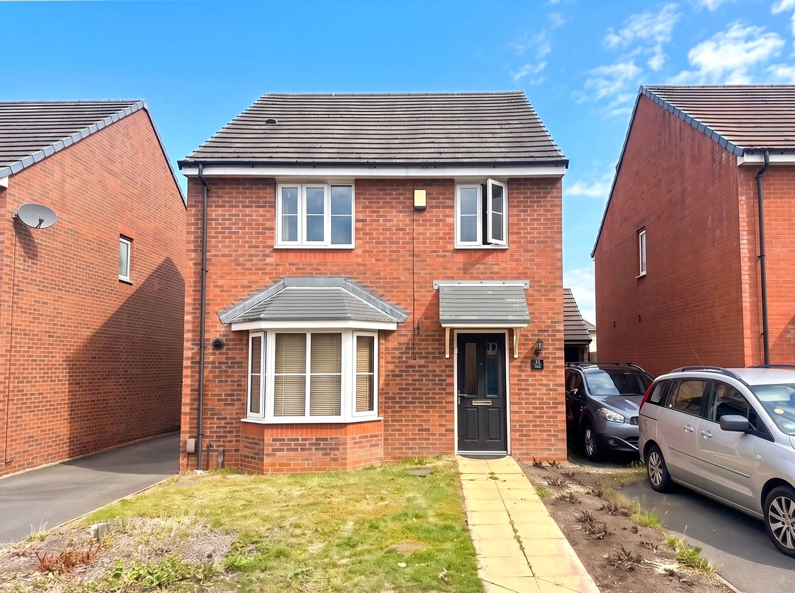 Rakegate Close, Wolverhampton, West Midlands, WV10 - DB Roberts