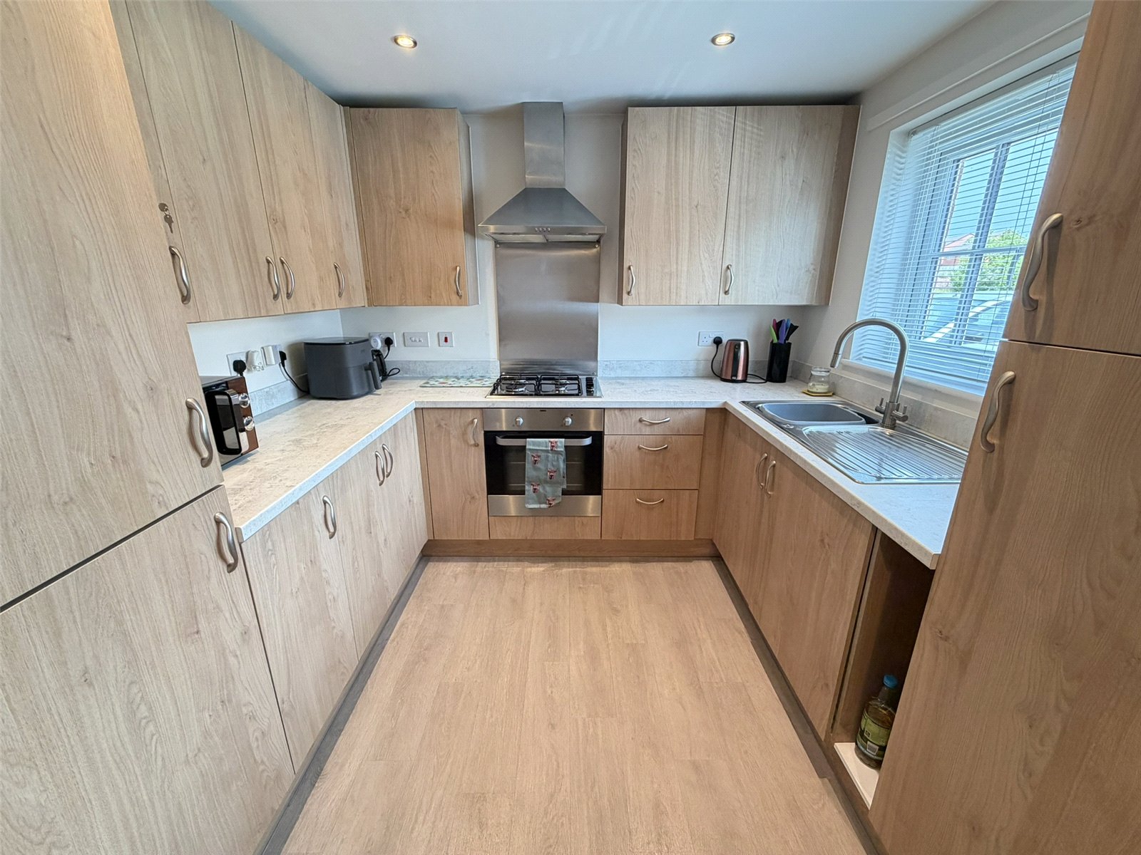 George Wynn Way, Priorslee, Telford, TF2 - DB Roberts