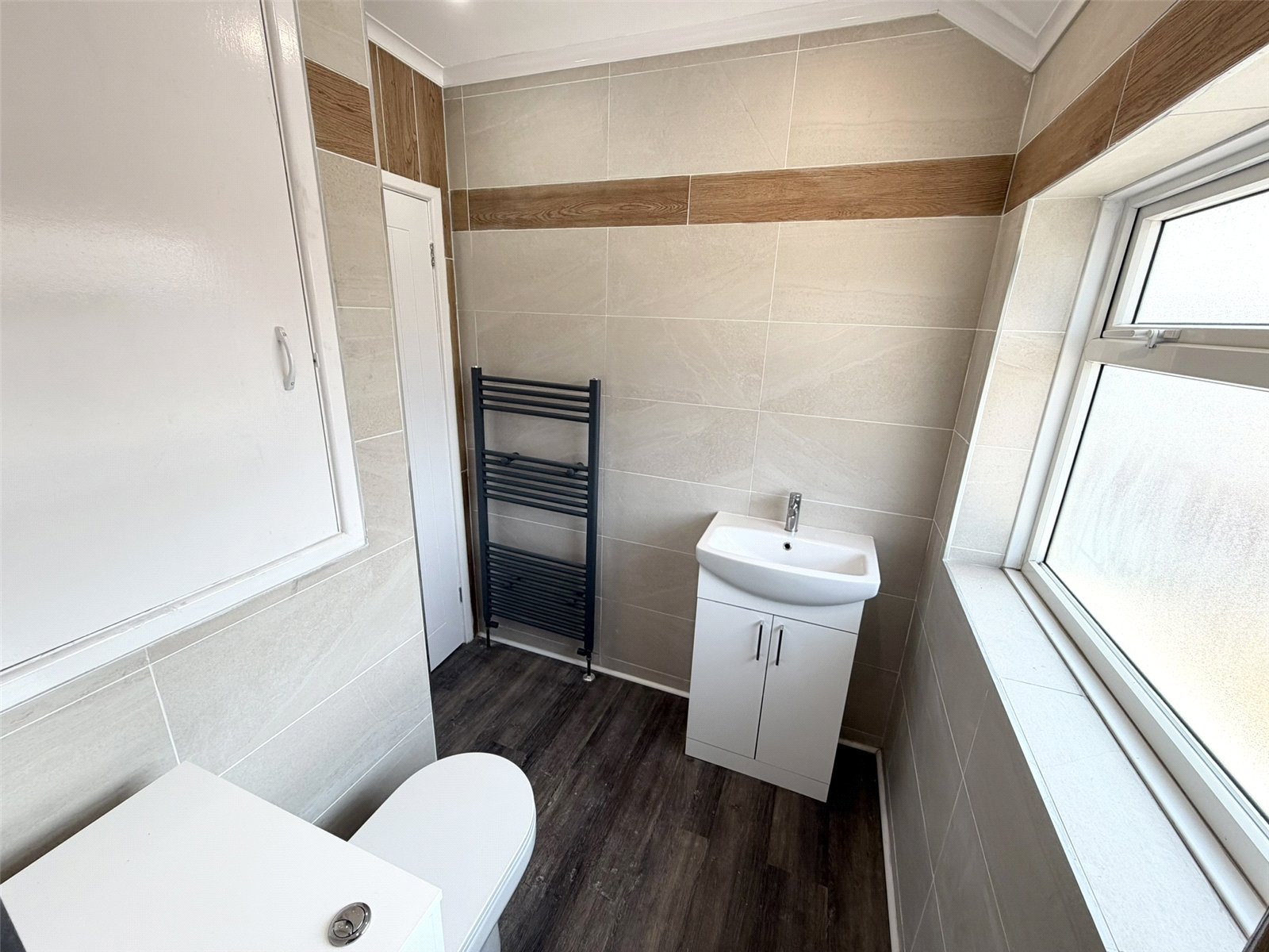 Jubilee Avenue, Donnington, Telford, TF2 - DB Roberts