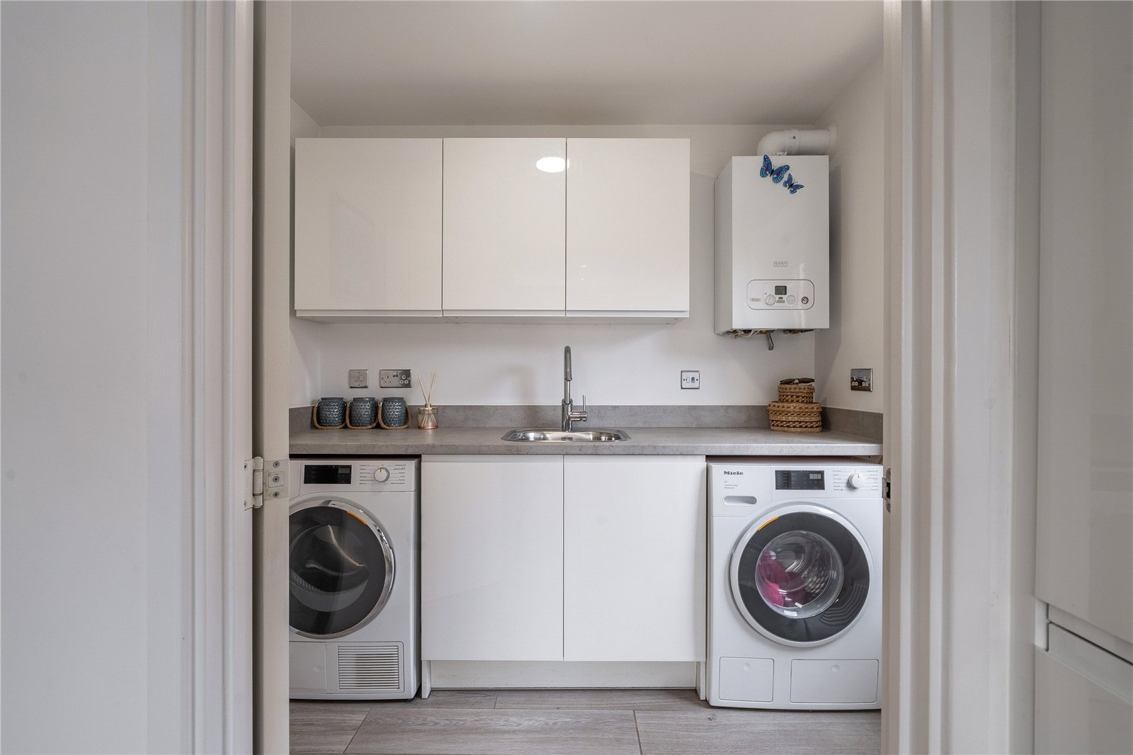 George Lees Avenue, Priorslee, Telford, TF2 - DB Roberts