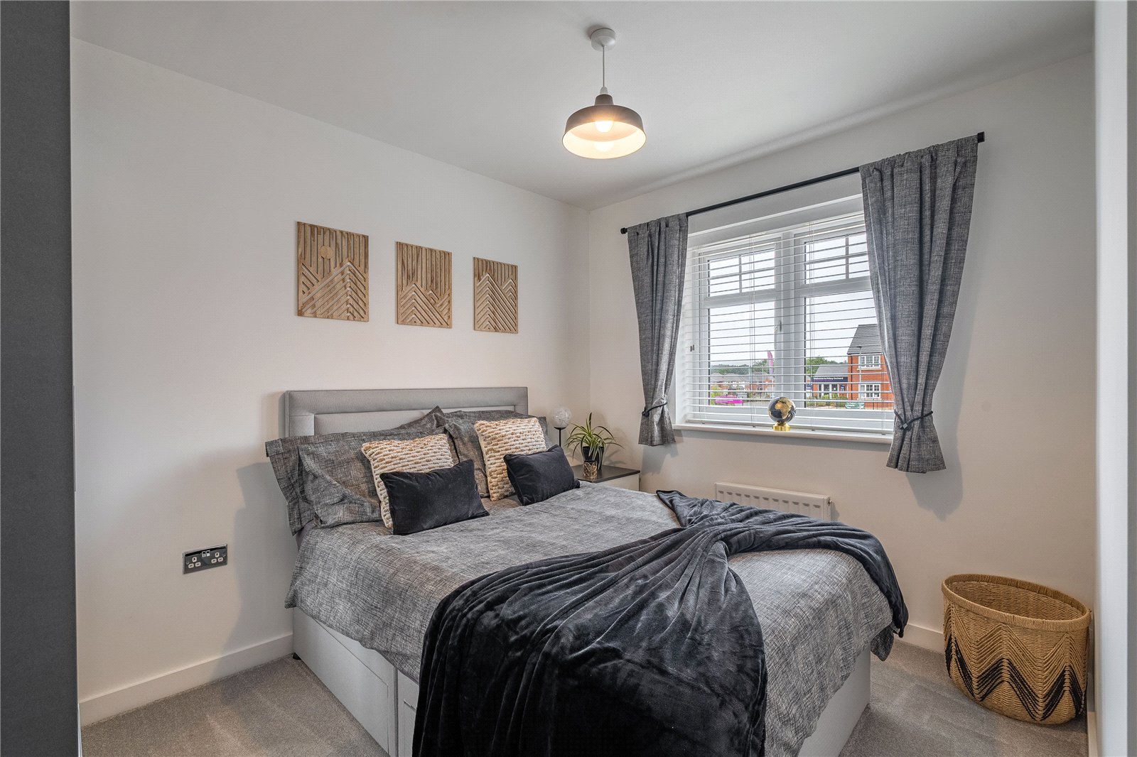 George Lees Avenue, Priorslee, Telford, TF2 - DB Roberts