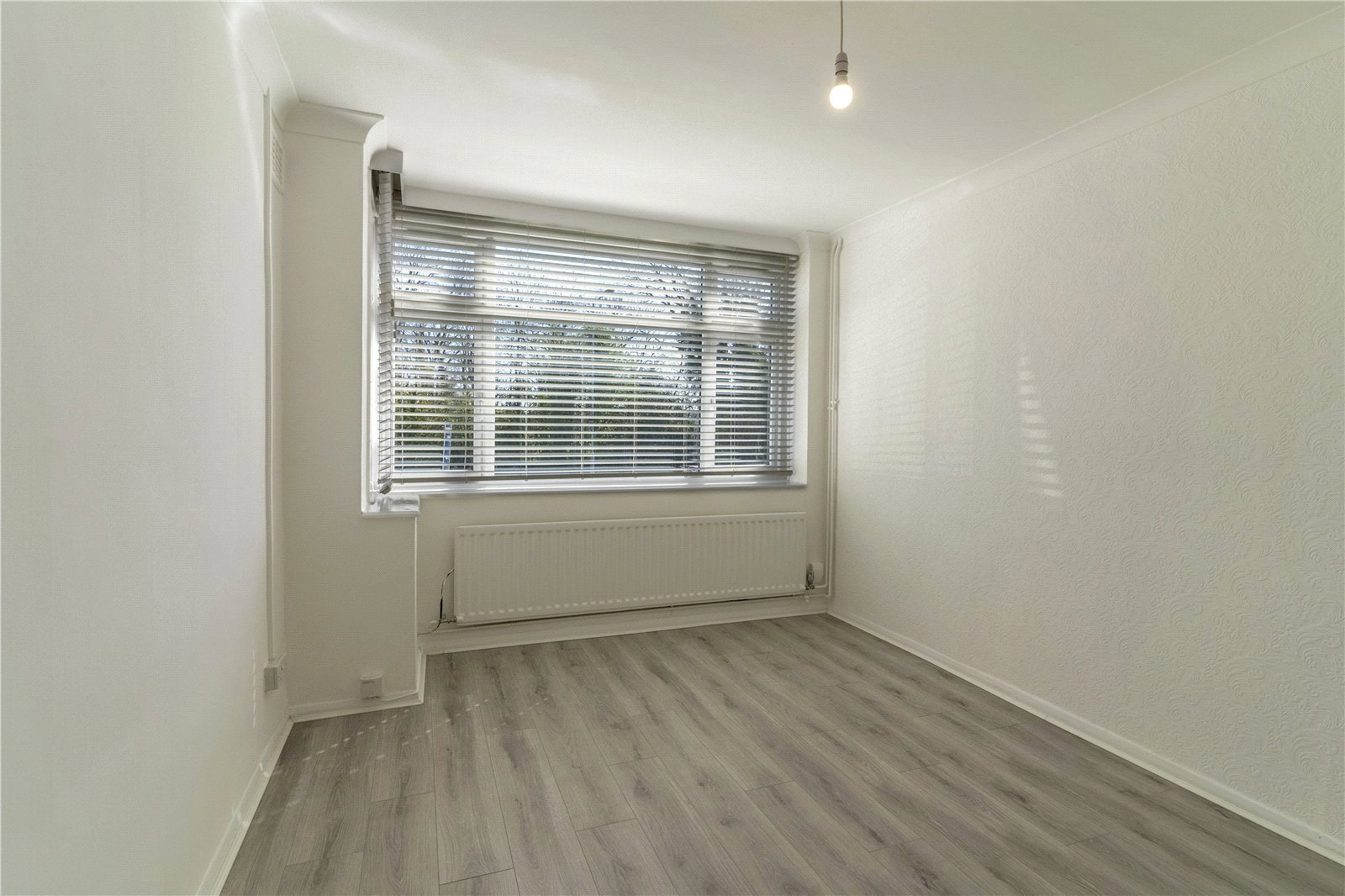 Aldersley Road, Aldersley, Wolverhampton, WV6 - DB Roberts