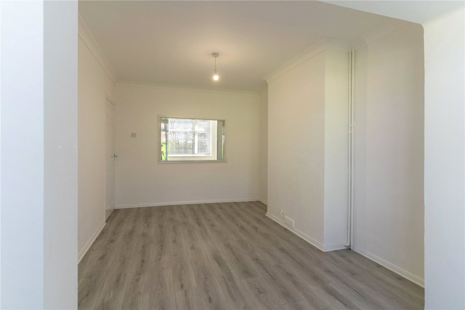 Aldersley Road, Aldersley, Wolverhampton, WV6 - DB Roberts