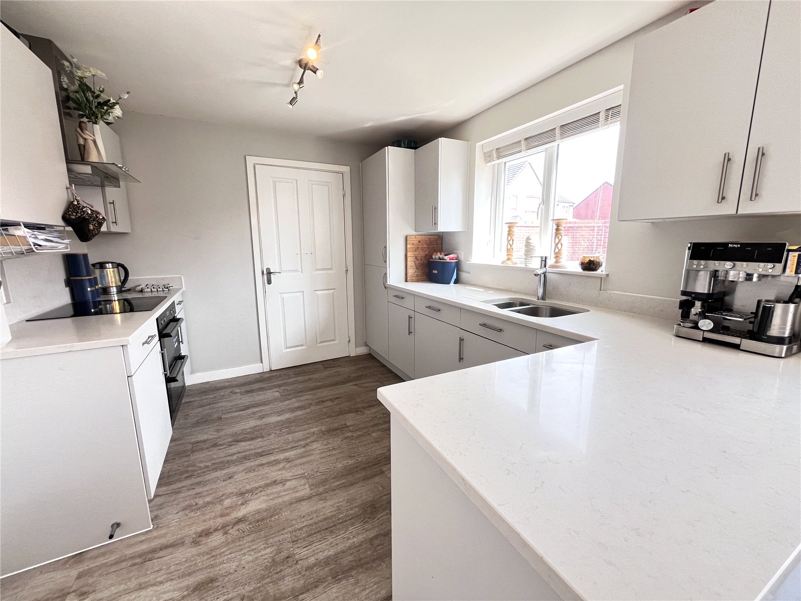 Davison Drive, Shrewsbury, Shropshire, SY2 - DB Roberts