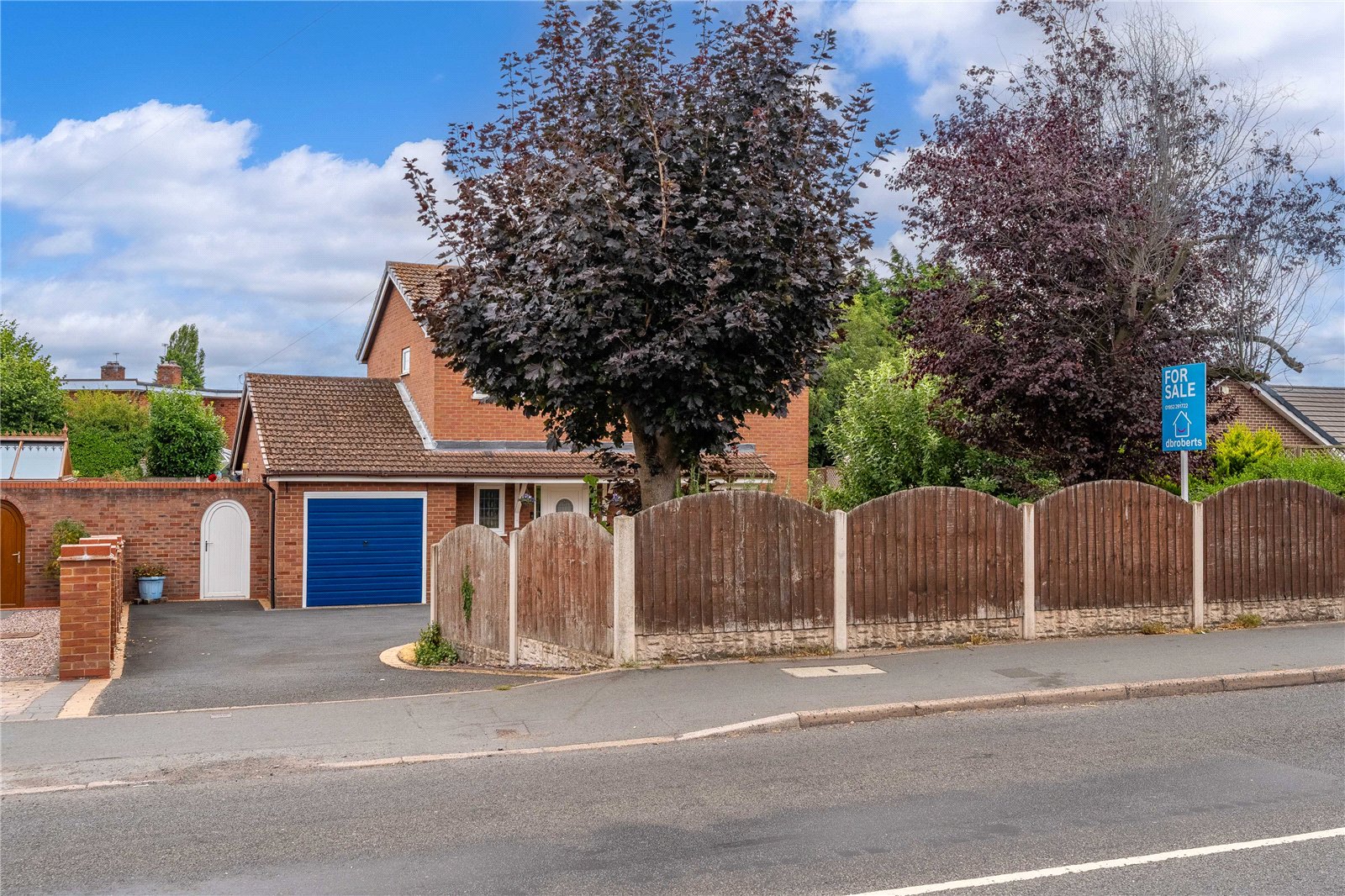 Wrekin Drive, Donnington, Telford, TF2 - DB Roberts